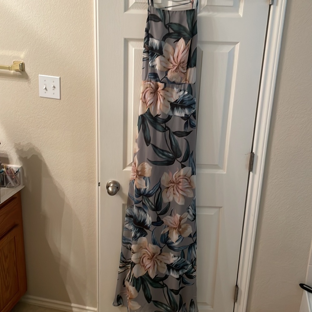 Lulu’s floral open back maxi dress